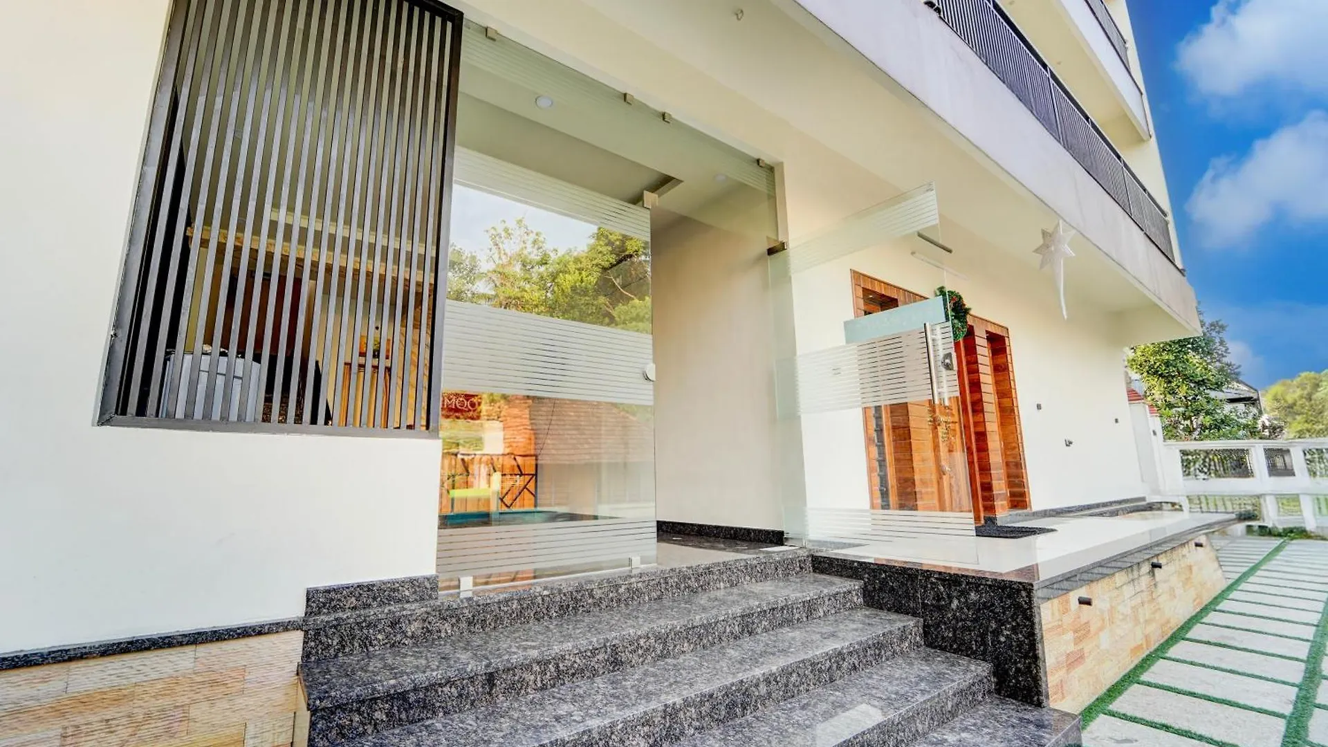 מלון Kochi Super Townhouse Kalady Near Airport