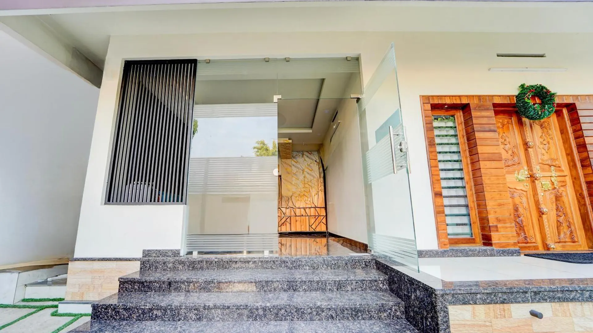 מלון Kochi Super Townhouse Kalady Near Airport